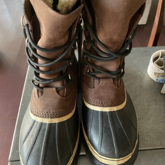 Sorel Other - NWOT - Sorel Men's Caribou Waterproof Snow Boots - size 10 -